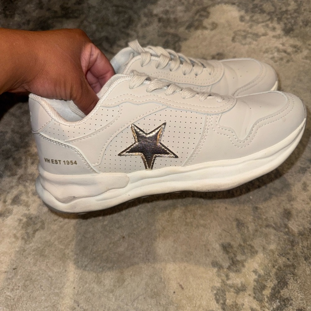 Vintage Havana sneakers